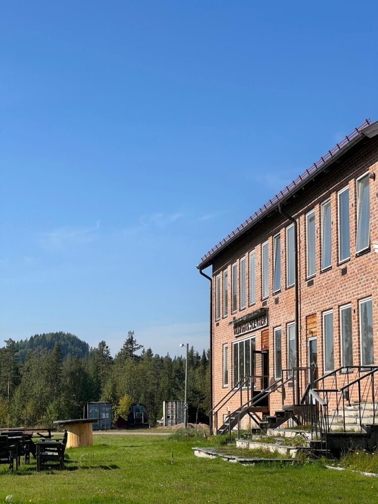 Nederhögen Vildmarkscenter - huvudbyggnad